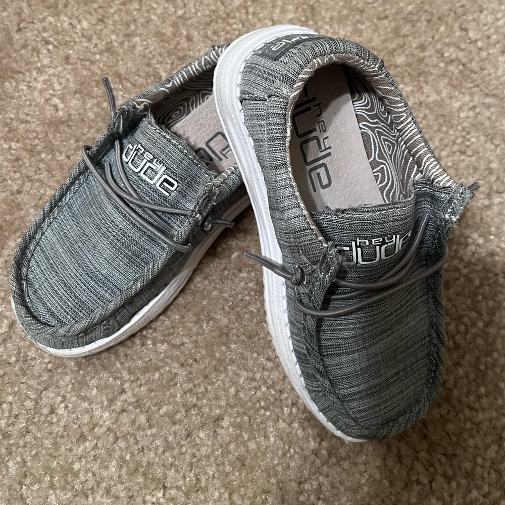 Toddler Size 9 Hey Dude Shoes